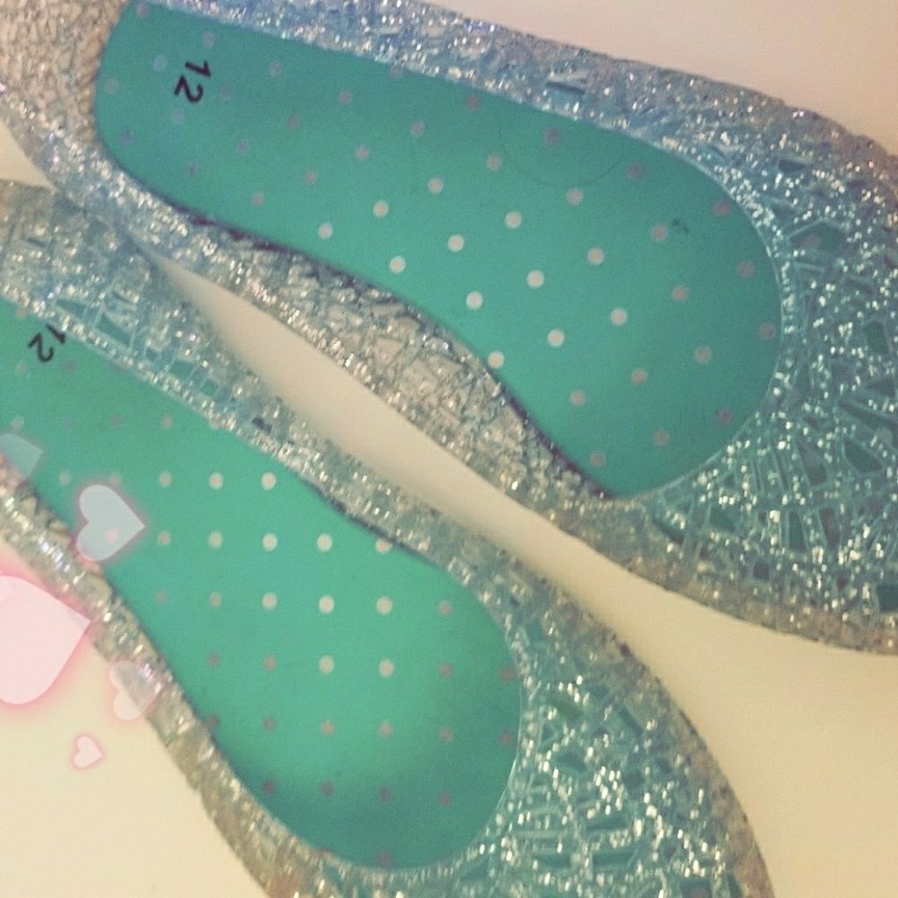 Clear flats with glitter🌟
